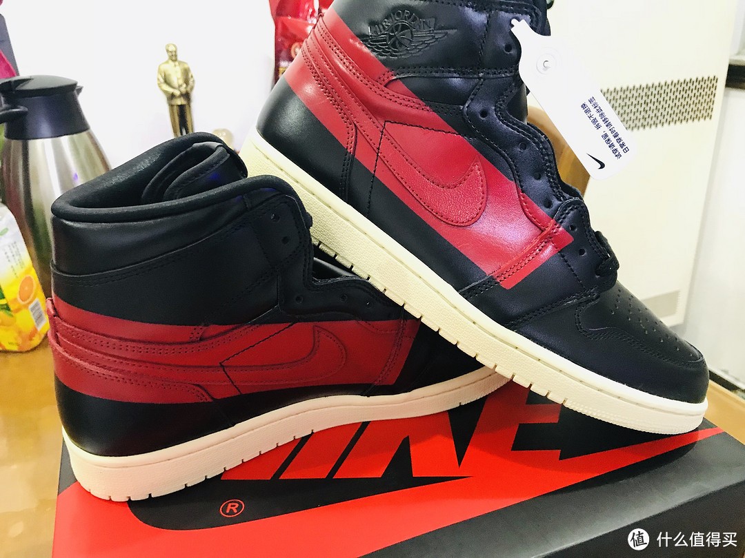 另类禁穿Air Jordan 1开箱，细节比aj6黑红好太多了！