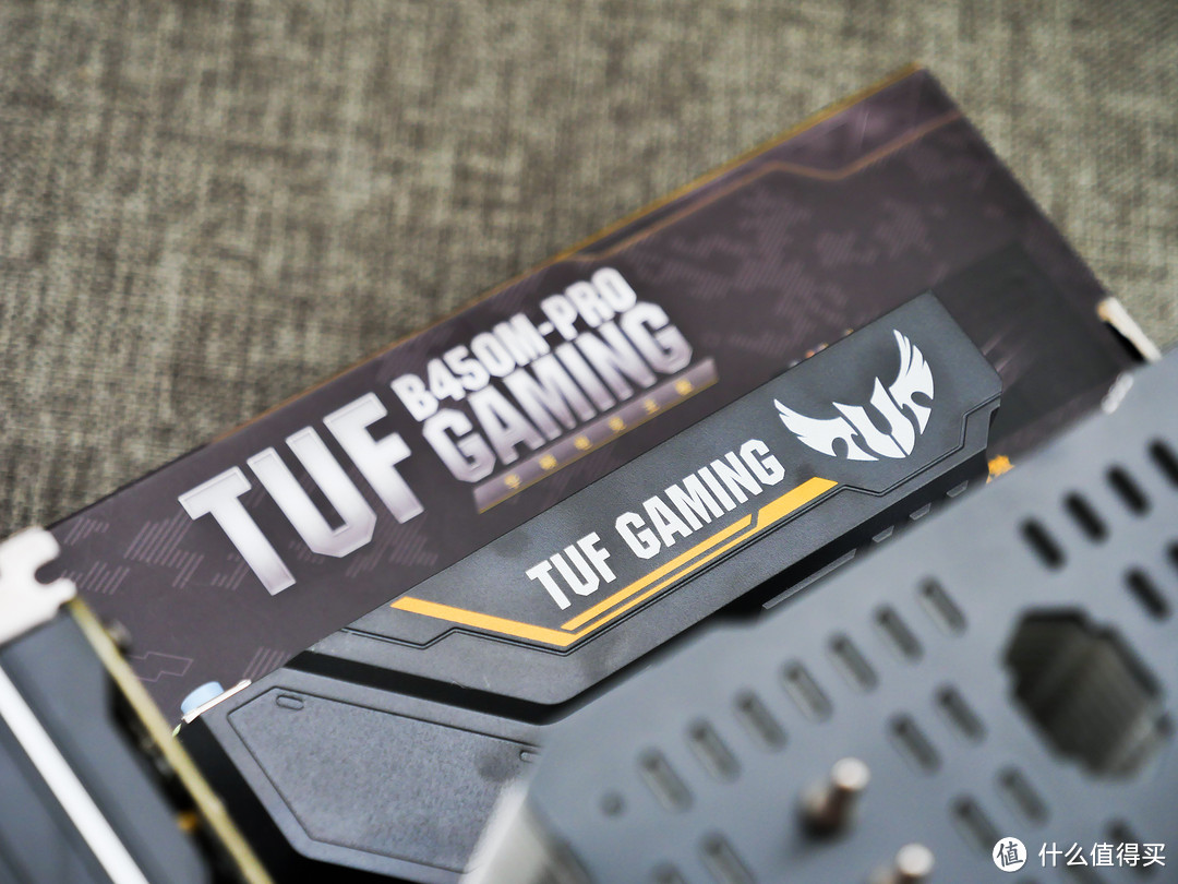 TUF MATX升级款？华硕B450M TUF PRO GAMING开箱测试