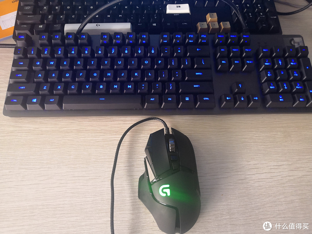 一触即发，「吃鸡新宠」套装开箱：罗技G512+G502键鼠加持