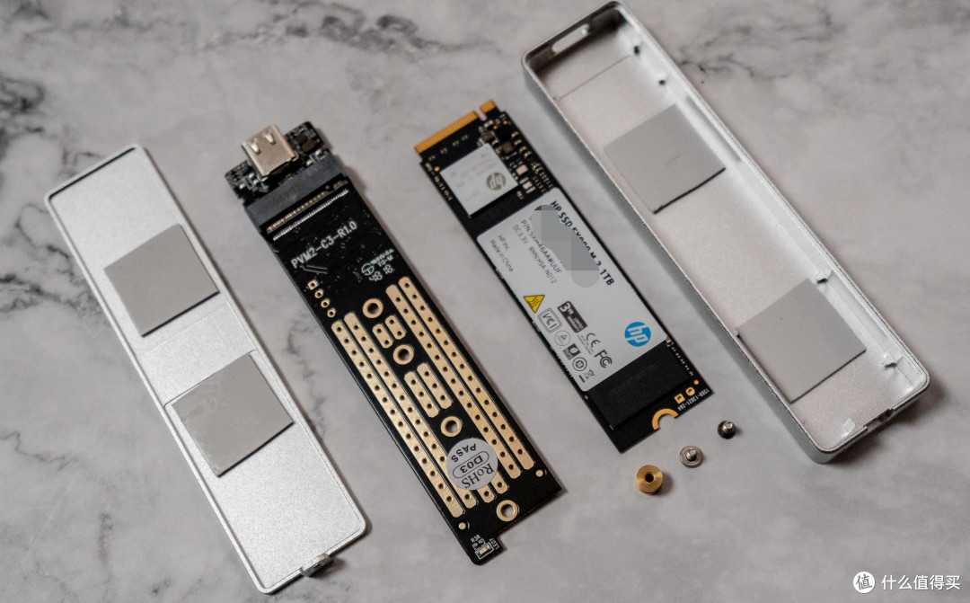 拯救无法扩容的的Macbook:用EX900打造读写跑满10Gb速度的PSSD
