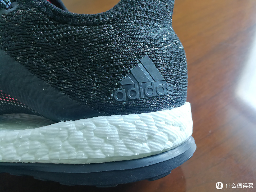 蛮划算的，200多元的Adidas Pureboost 开箱