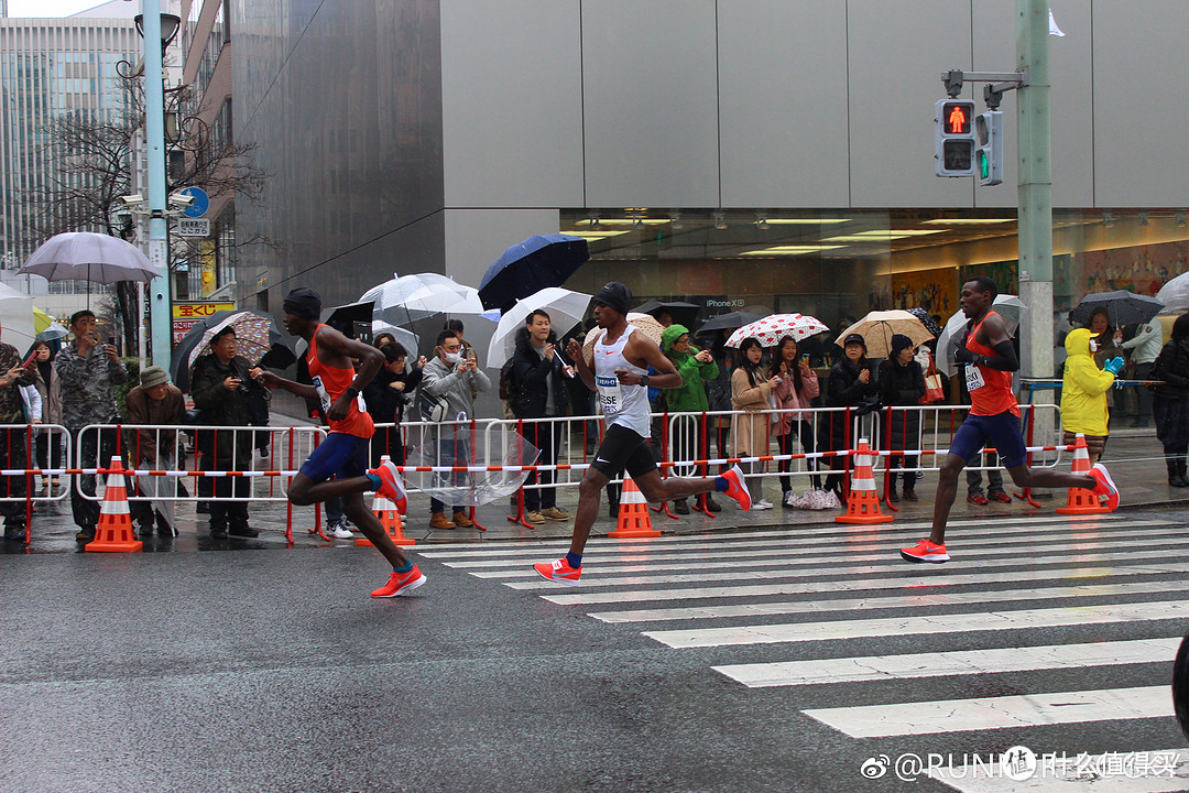 箱根駅伝 激走！Nike Vaporfly 4% Flyknit Hakone Ekiden（箱根色）