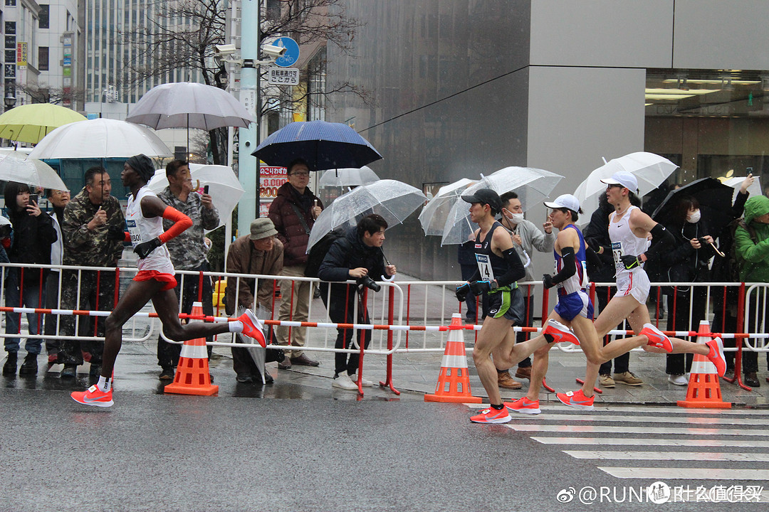 箱根駅伝 激走！Nike Vaporfly 4% Flyknit Hakone Ekiden（箱根色）