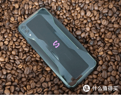 性能更残暴 黑鲨游戏手机二代全面体验