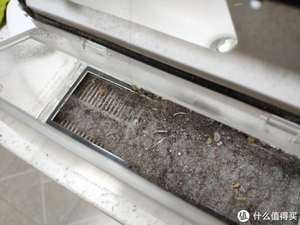 ▲▲ 滤网清理时，不可刷扫滤芯，只能轻磕 + 水冲。（完全晾干后再次使用）