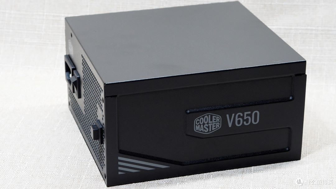除了十年质保,还要给你双8pin CPU供电——酷冷至尊V650 80plus 金牌模组电源开箱