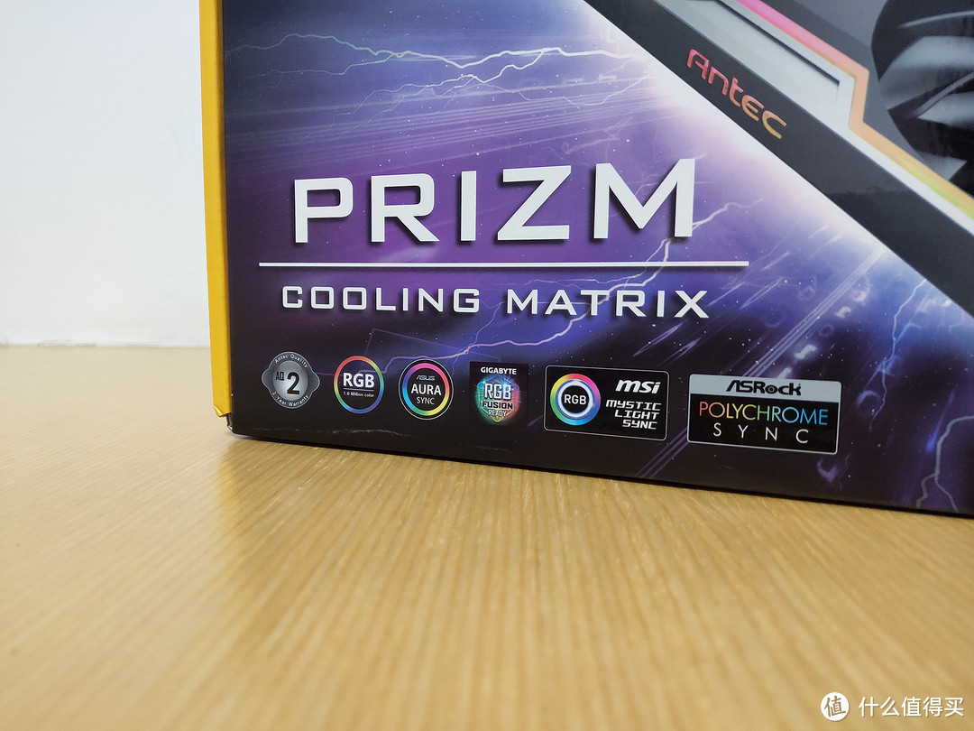 安装方便颜值高，行业先锋：安钛克 Prizm Cooling Matrix 幻彩飓风模组风扇 开箱