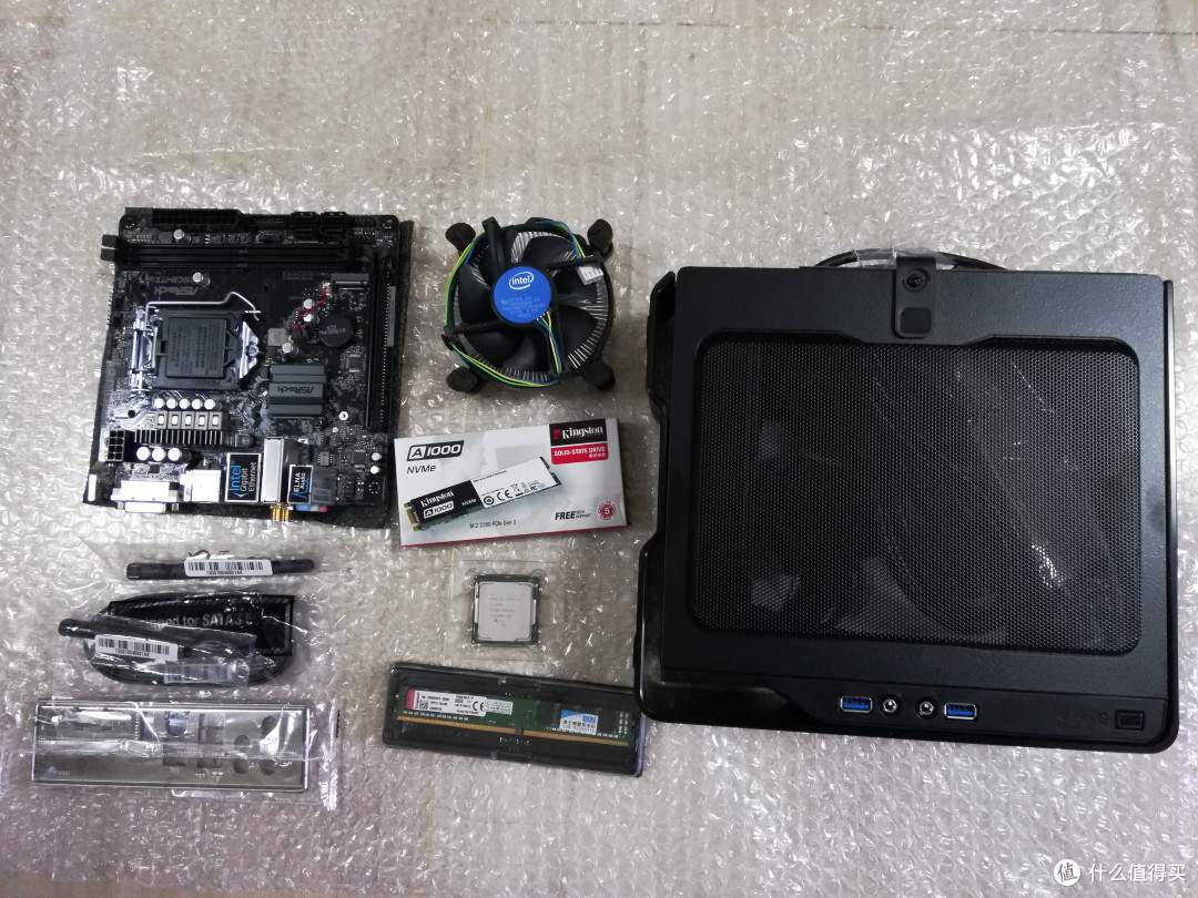 屌丝级itx装机,迎广肖邦+I3 8100