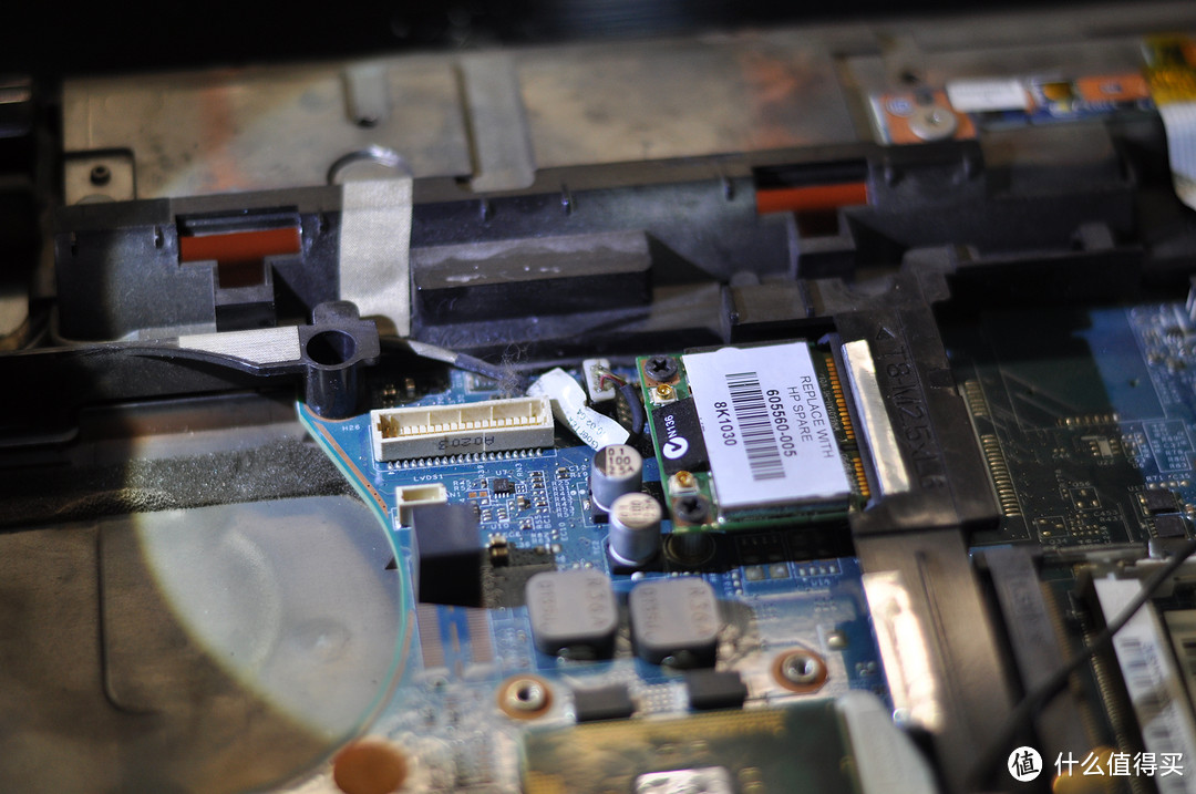 看看背面什么样年近耄耋的cpu,i3 330m 现在