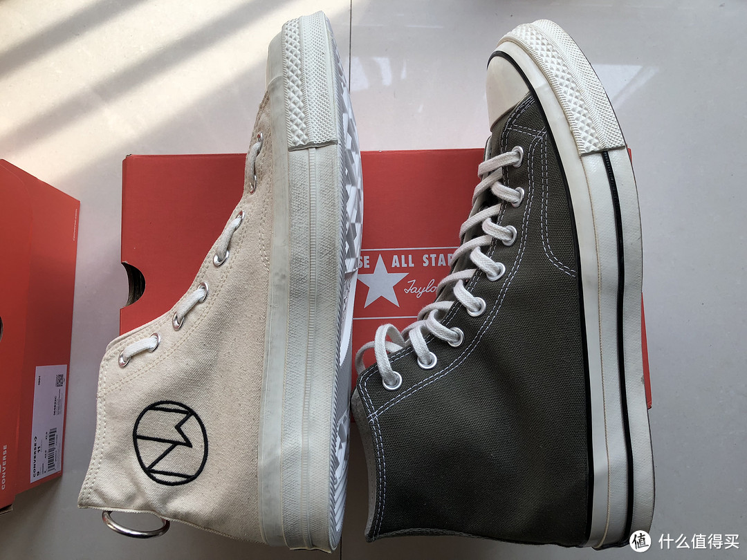 开箱UNDERCOVER与CONVERSE联名款CHUCK 70高帮