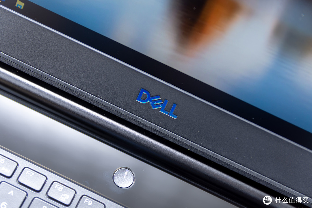 17.3英寸的万元游戏本上手指南，Dell G7-7790的深度测评