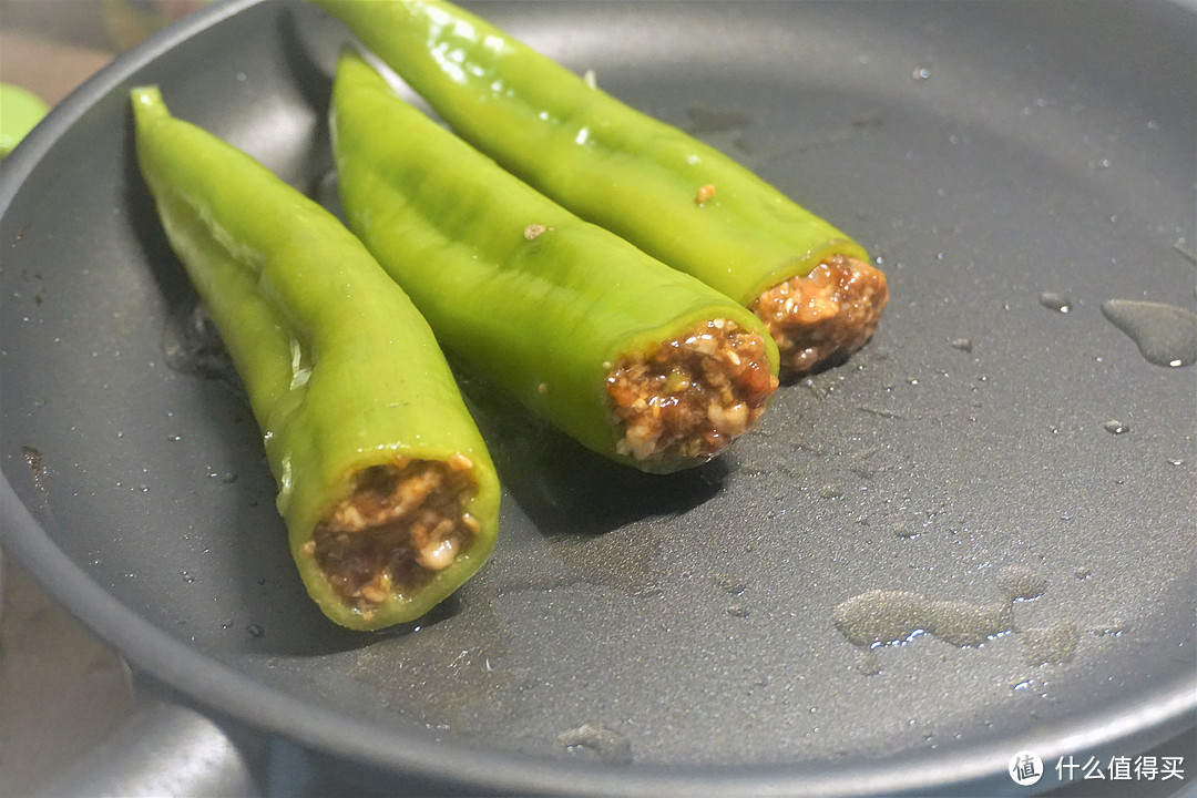 暖男的深夜食堂-----米饭杀手。汁鲜味美的青椒酿肉