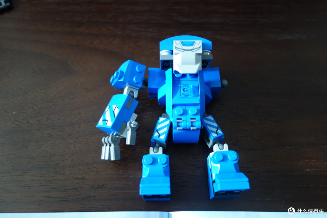 复联4我们不仅剧透 还实拍 之钢铁侠机甲陈列室 LEGO76125