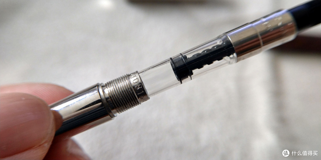 辉柏嘉Faber-castell伯爵蛇纹木限量版EF尖钢笔评测