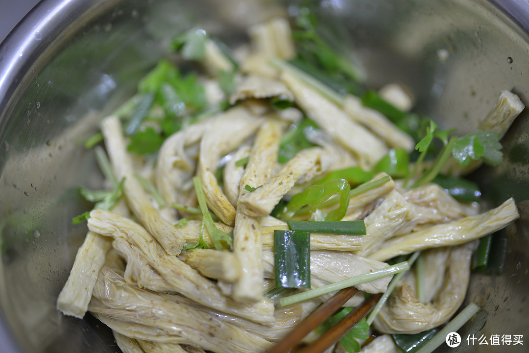 吃货打卡挑战Day5：早餐在家做饼+午餐打包日料定食+晚餐馅饼店打包