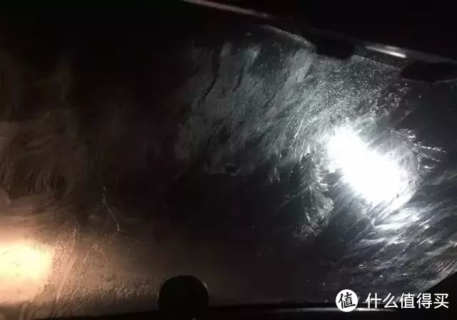 “雨敌”（玻璃防雨剂）导致跳刮、起雾怎么解决？雨季来临，让我们一起走近科学探秘