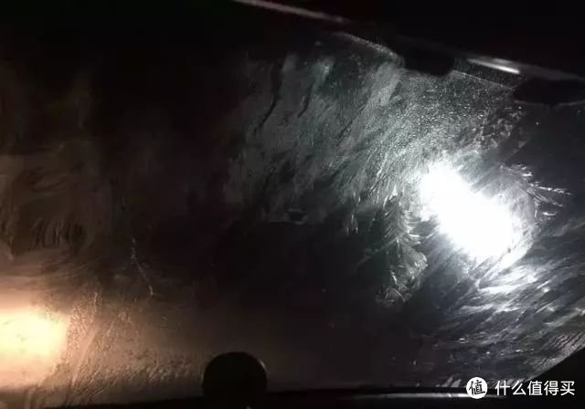 “雨敌”（玻璃防雨剂）导致跳刮、起雾怎么解决？雨季来临，让我们一起走近科学探秘