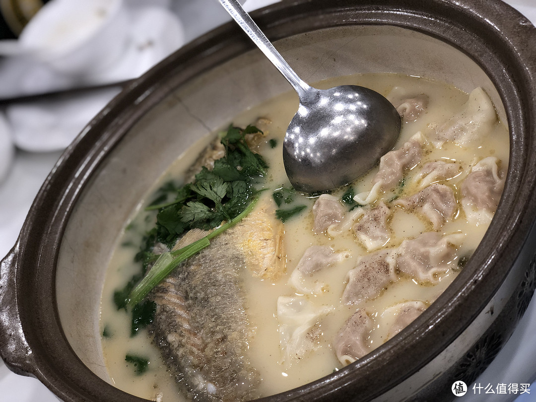Day2:哈尔滨食品厂+《最终幻想》上海分店+美味本帮菜+养生猪肚鸡火锅