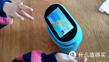 有了它,孩子开口学英语,不再是难事!——杜丫丫英语学习机初体验
