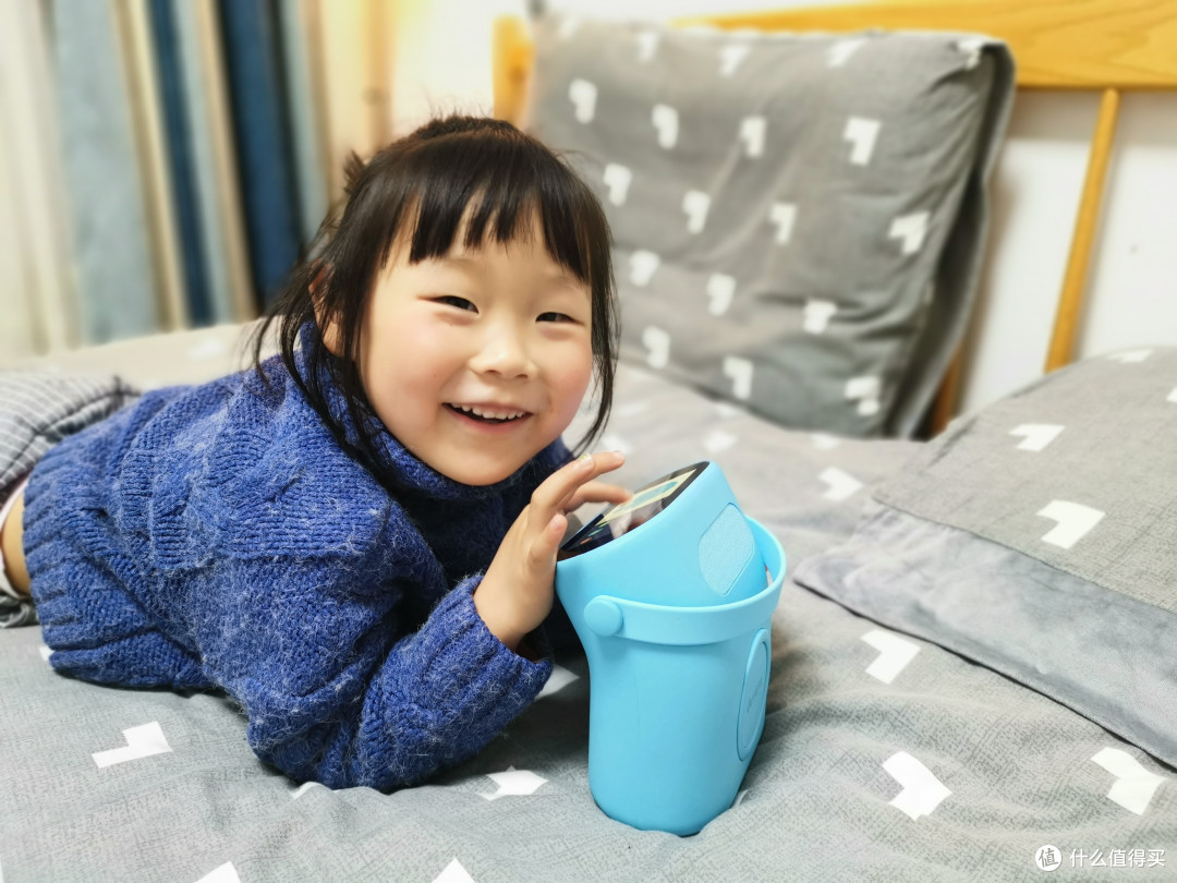 有了它,孩子开口学英语,不再是难事!——杜丫丫英语学习机初体验
