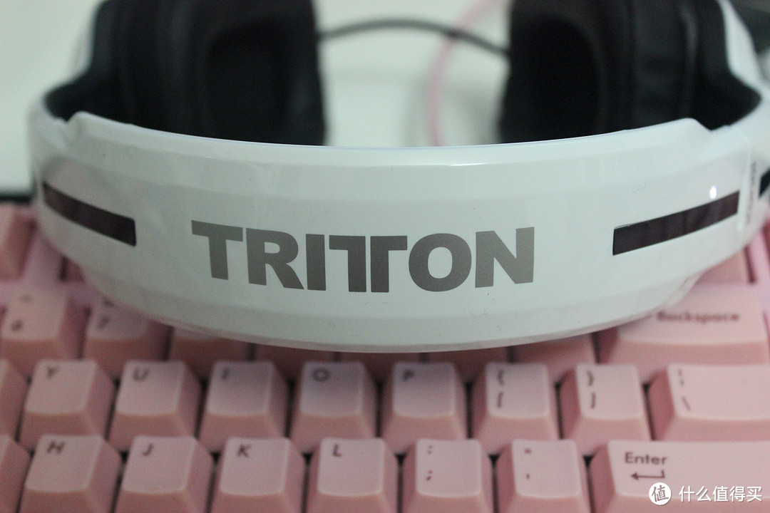 价格实惠、Dirac加持、音效震撼——TRITTON Kunai Pro电竞耳机评测