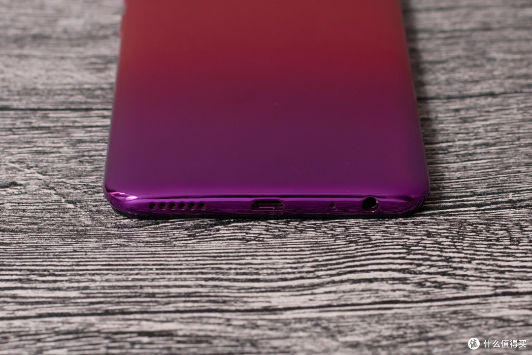 时尚设计，打造最前卫的千元入门机——vivo U1上手体验