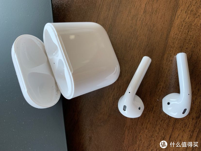 心心念念的airpods 二代，终于到手