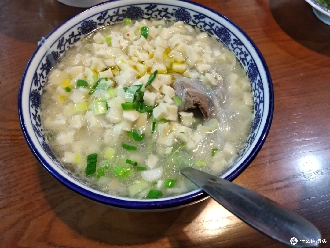 探店吃了差不多9年的青岛秦晋小吃店,不好吃也不会吃了9年