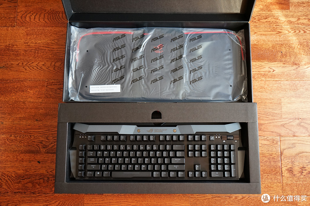 ROG 的GK2000 RGB开箱，一个来自ROG的重量级键盘