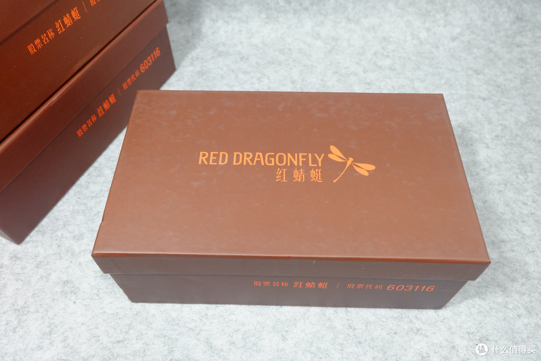 老婆的三双鞋子每双不足百元的红蜻蜓中跟女鞋