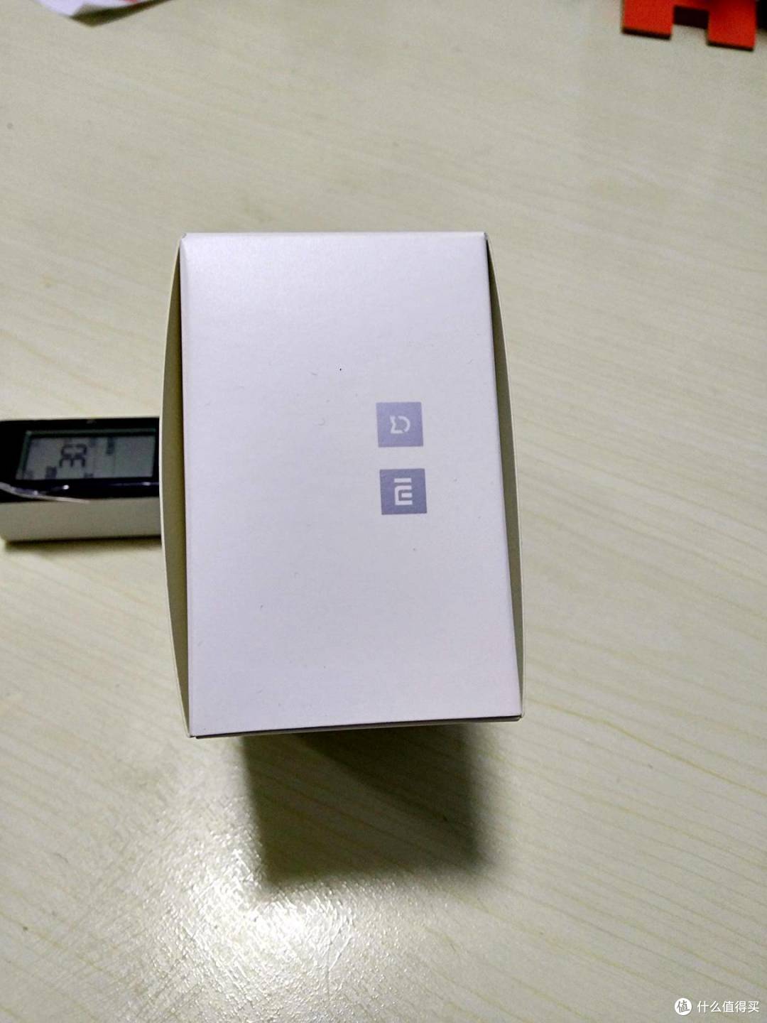 在黑夜相伴于你的米家感应夜灯