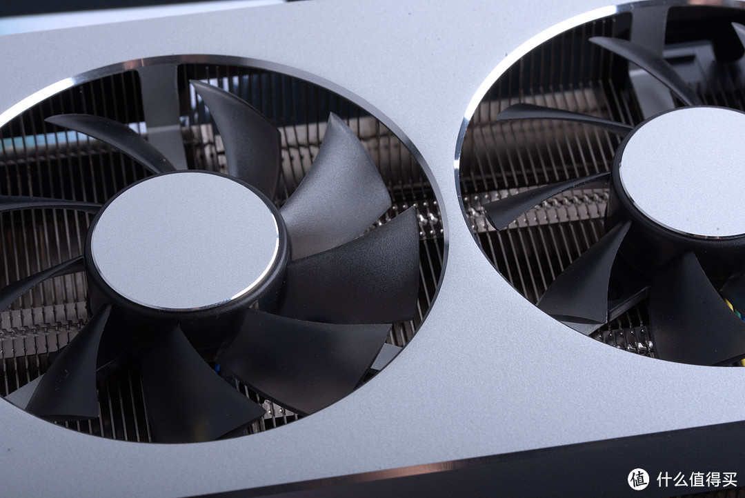 迪兰RADEON VII 设计有点草率,但是……(加小番外)