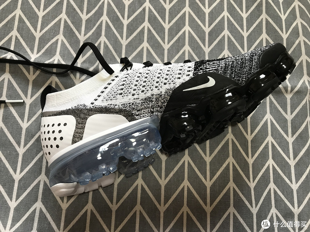 719块的Nike Air Vapormax Flyknit 2