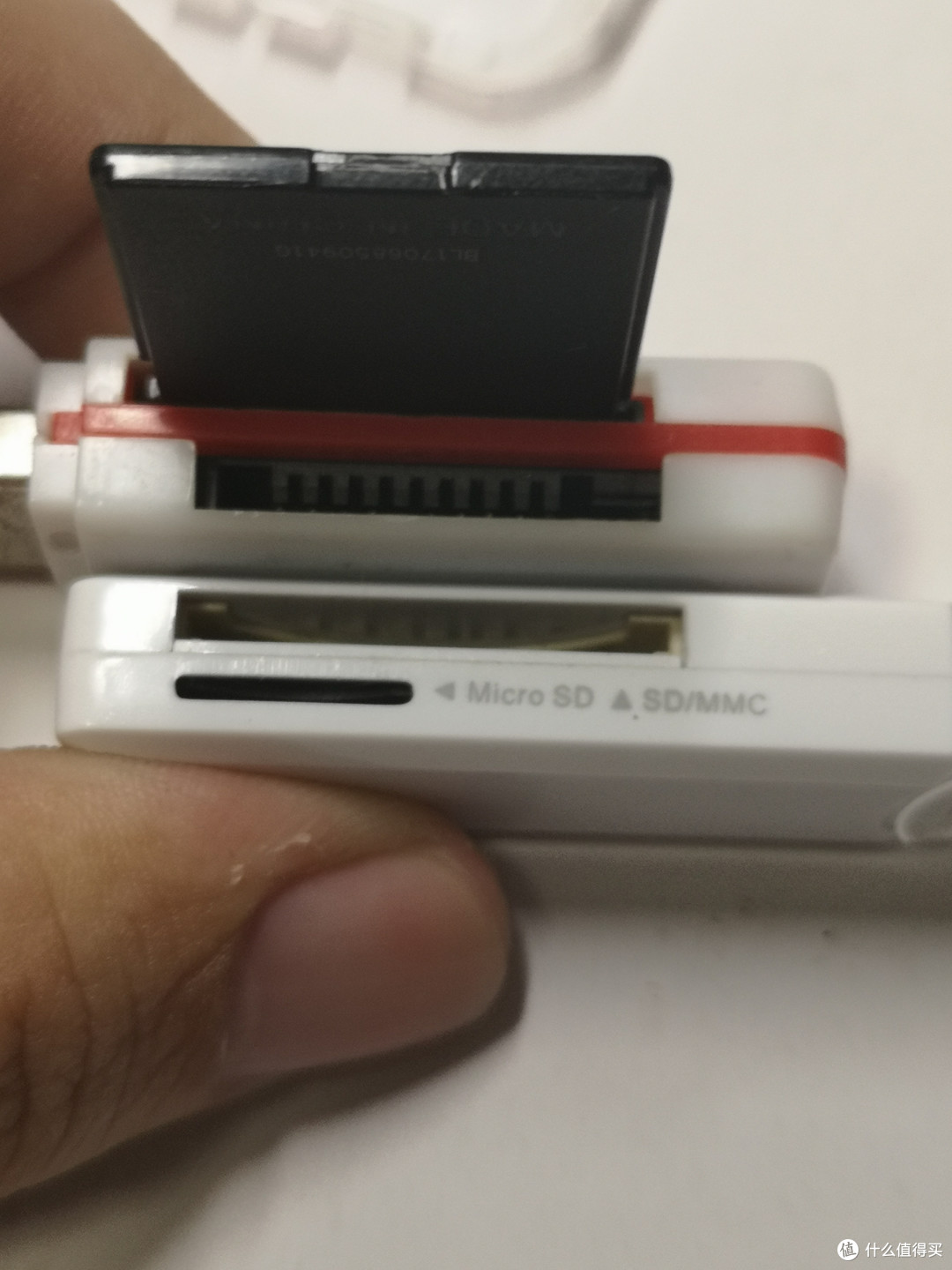 对比之前买相机送的读卡器这款其实质量的确好很多，速度快很多，尽管只有9.9元