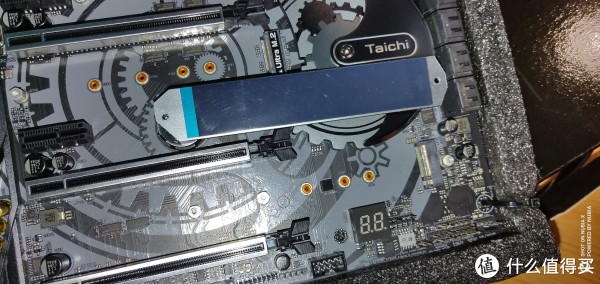 这就是第三号M2 nvme高速接口