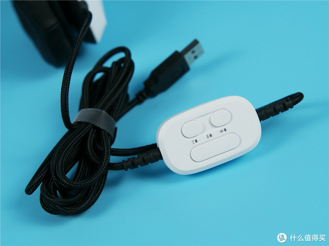 USB即插即用的TRITTON Kunai Pro游戏耳机，虚拟7.1立体声电脑、PS4、Xbox不在话下