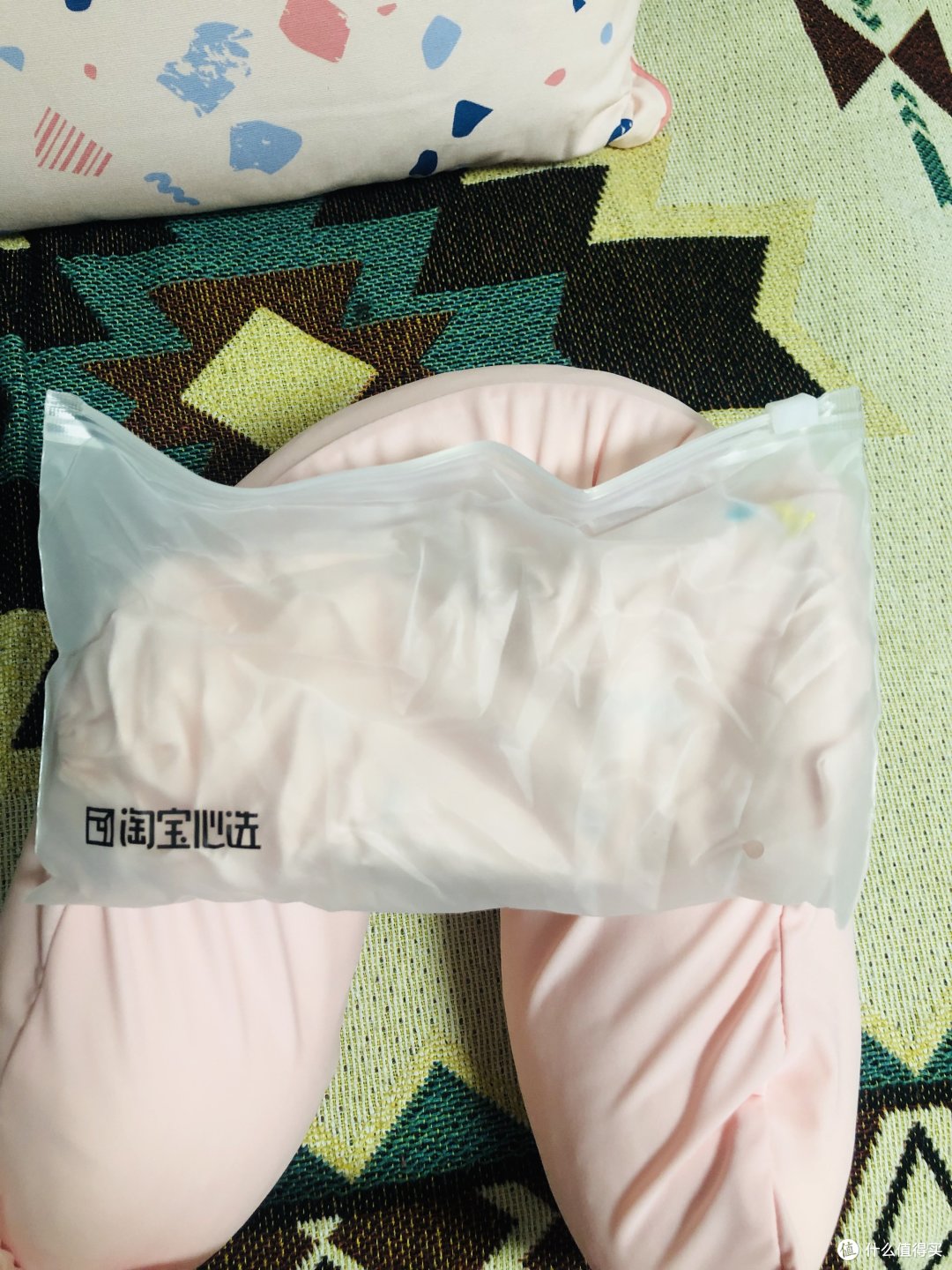 春风十里,不如睡你-淘宝心选 梦乐园系列 四件套、抱枕和U型枕众测体验
