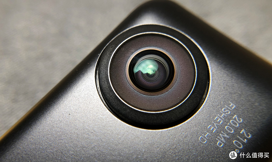 Insta 360 nano s  一个有意思全景相机，一个有意思的玩具