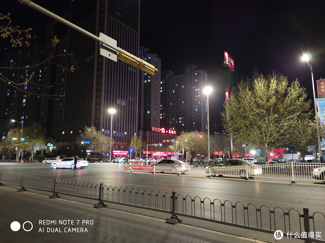 4800 万超清，手持超级夜景｜Redmi Note7 Pro让你体验千元机拍大片