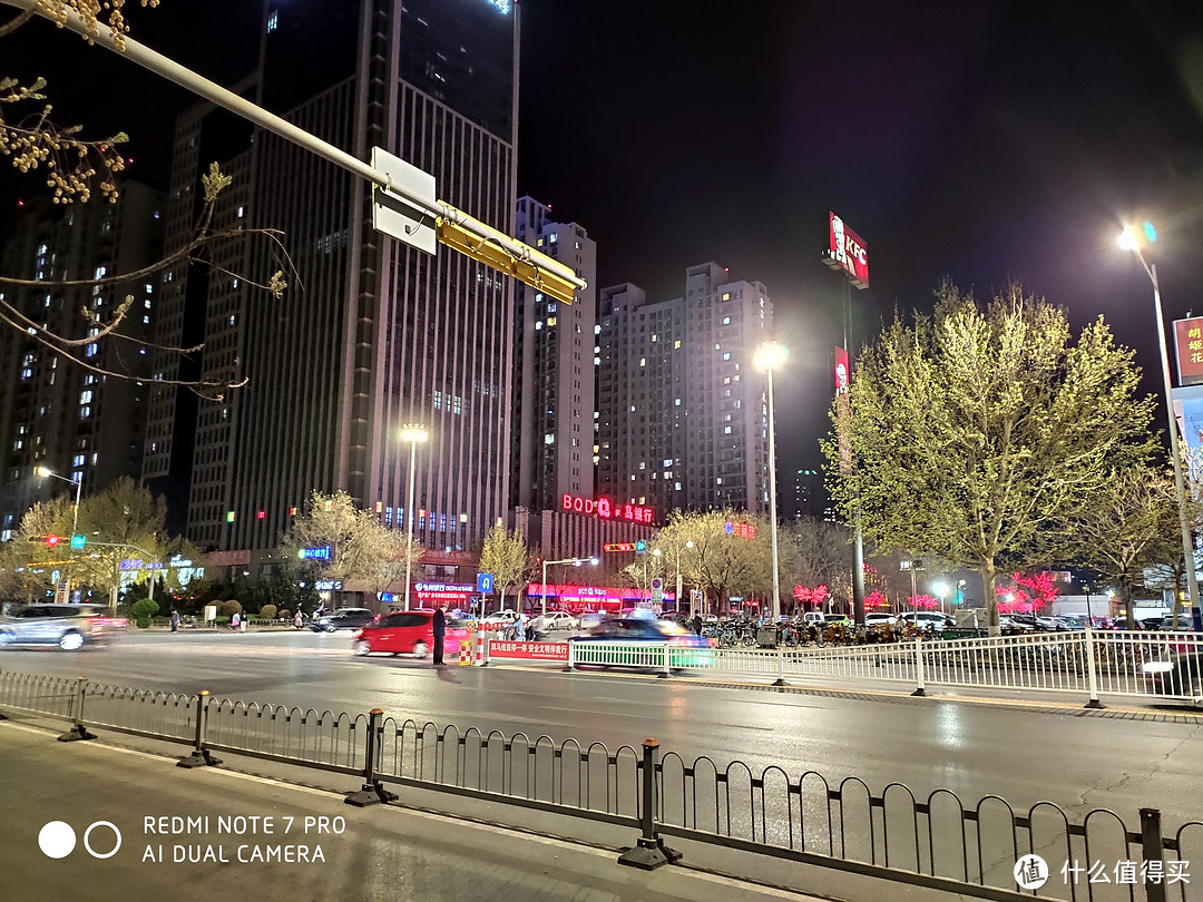 4800 万超清，手持超级夜景｜Redmi Note7 Pro让你体验千元机拍大片