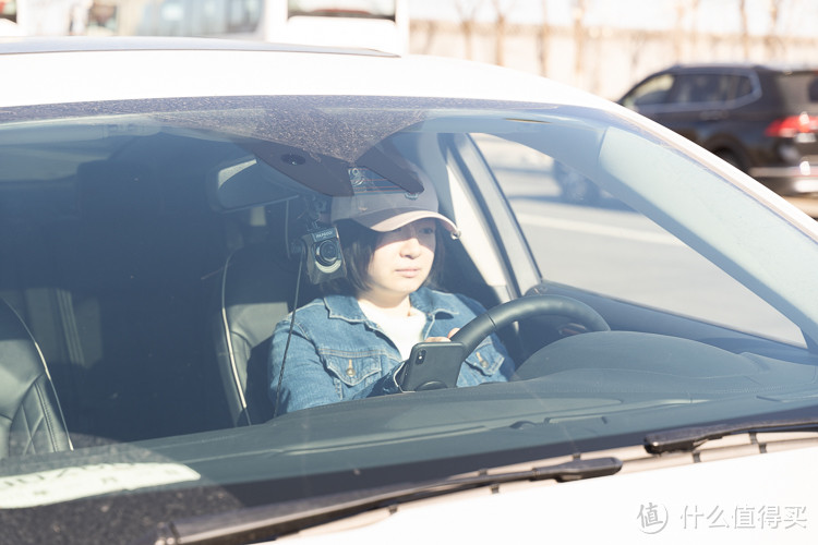 7年驾龄的“女司机”，试驾蒙迪欧最新顶配版——女白领的通勤好助手
