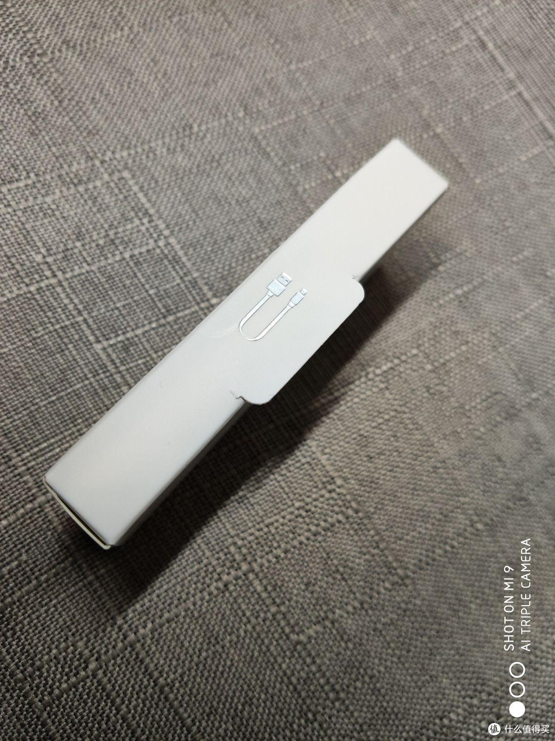 乐视301蓝牙耳机开箱小测(附带古尚古蓝牙耳机对比测评)50元值不值看这里!