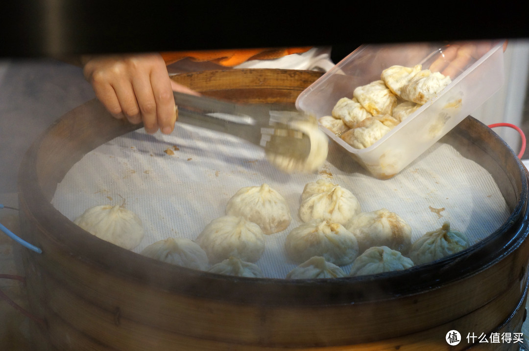 记得去吃西四包子！！从不排队的我，心甘情愿为它把早餐变成午餐