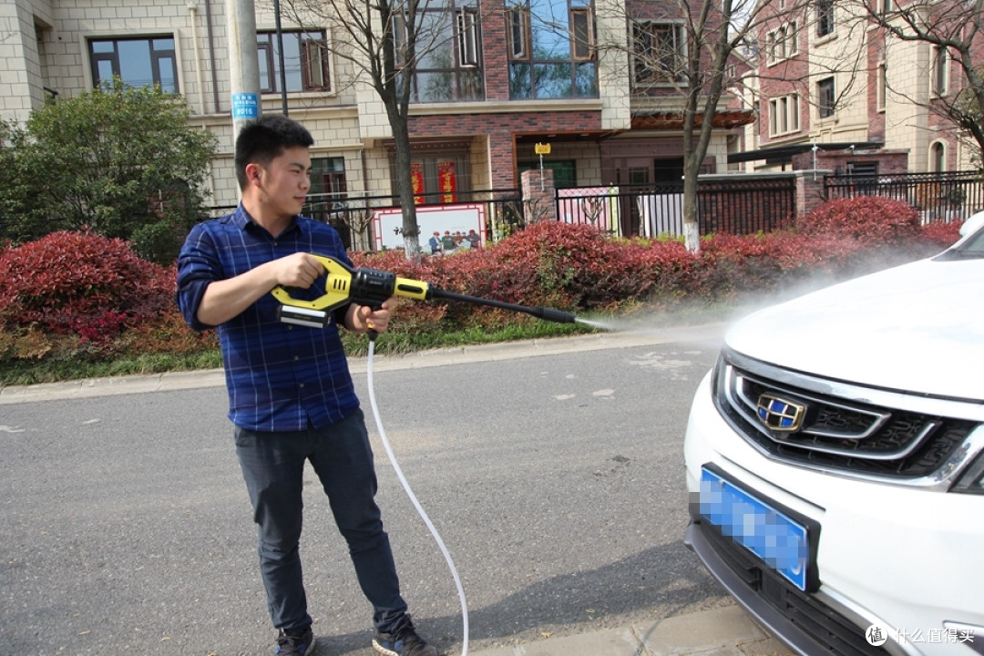 入手莱克吉米无线洗车机,小巧便携水压大全家都爱上洗车