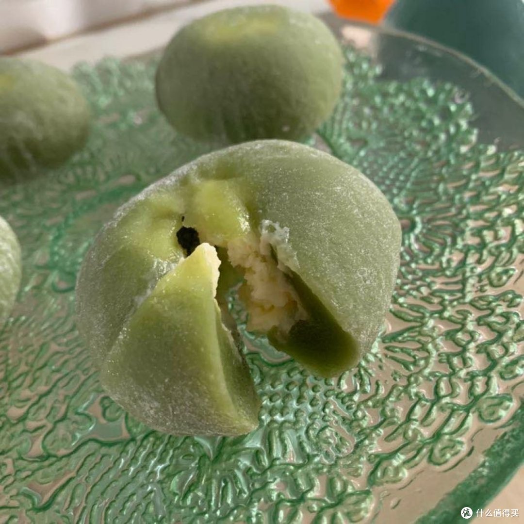 第一次吃青团，有点爱上这个南方小吃