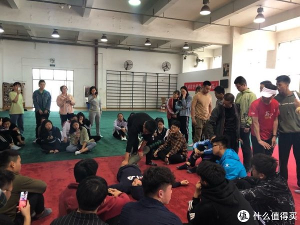 赛 篇一:江湖好汉的不易-记2019武汉马拉松的