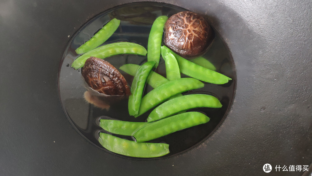 营养丰富的大杂烩蔬菜饼