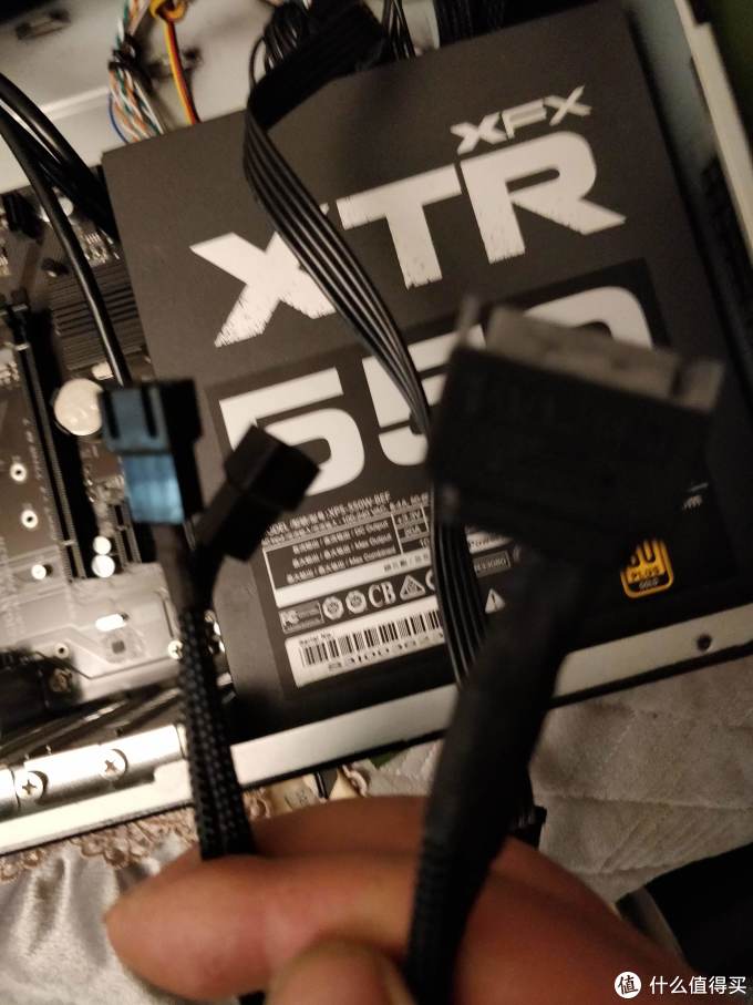 还有十多t的空间)主板:技嘉a320m-s2h机箱:银欣 gd05电源:讯景xtr550