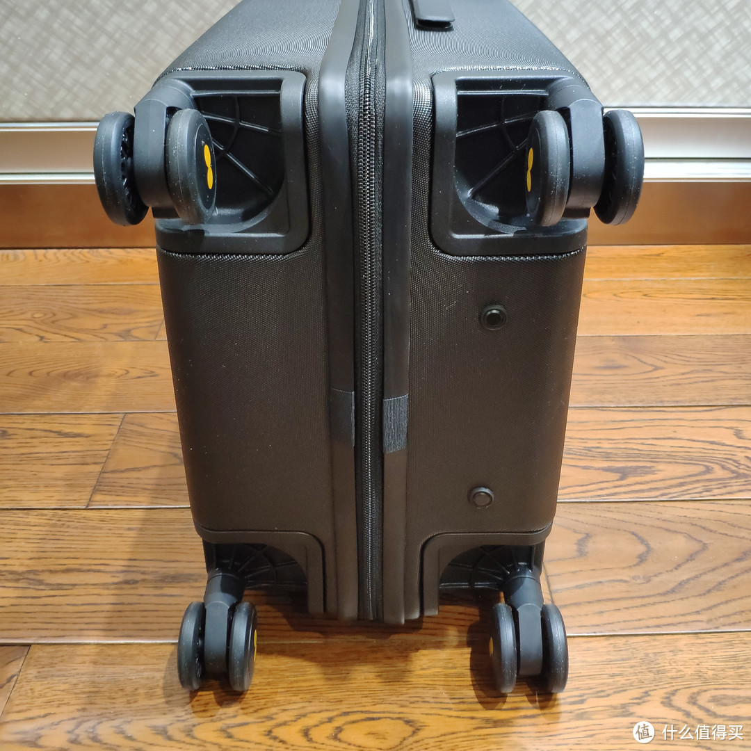 老罗都说好，坚固耐还有颜值的LEVEL 8 锤子科技联名款行李箱