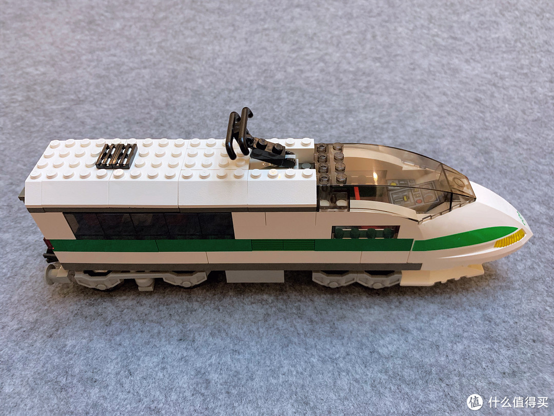 乐高小小追绝日记 篇十五:lego 4511 高速列车